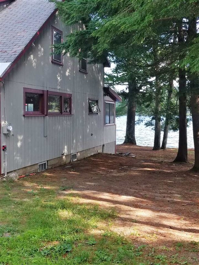 714 Brackett Rd, Sanbornville, NH 03872 - photo 3