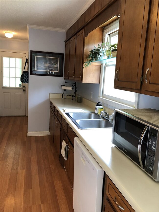 901 Southfield St, Inman, SC 29349 - photo 7