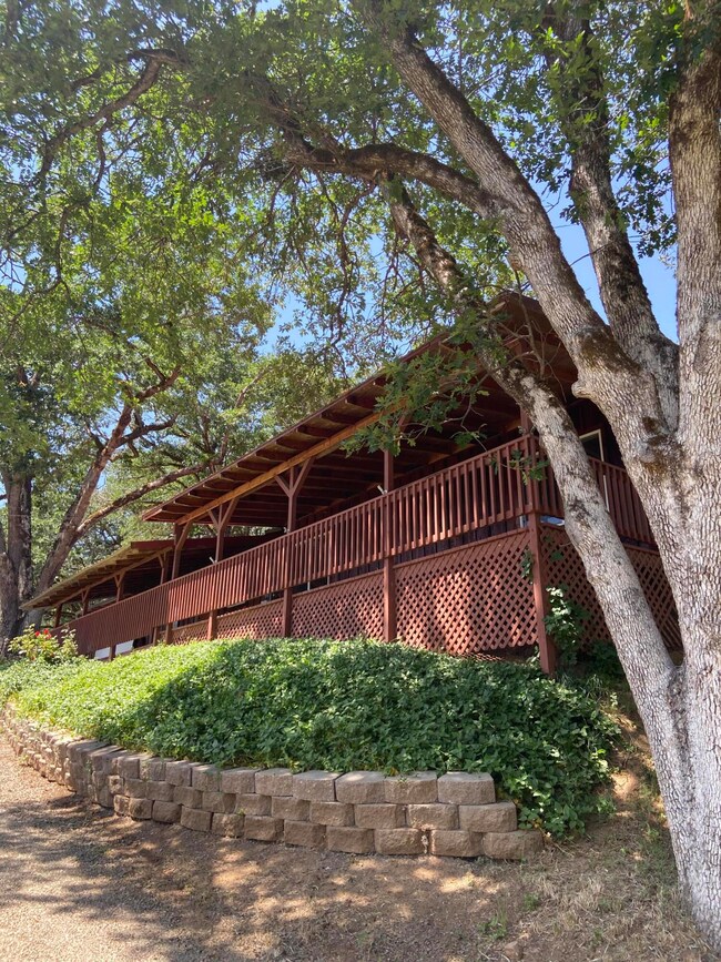 6671 Cypress Dr, Central Point, OR 97502 - photo 3