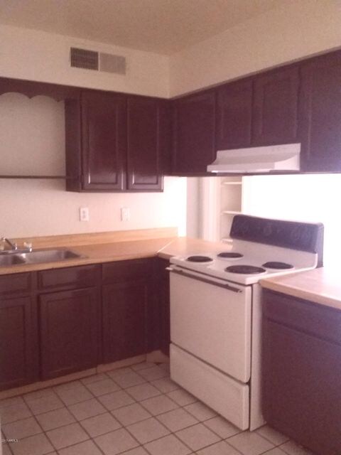Kitchen 128 9th Place