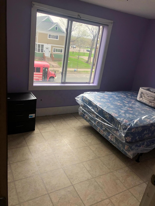 3213 N 4th St, Minneapolis, MN 55412 - photo 2