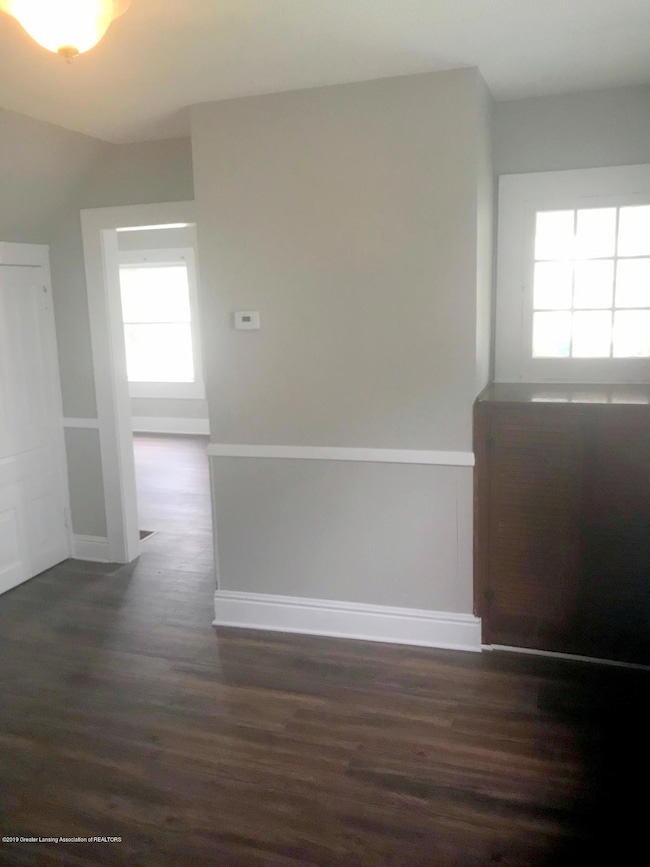 755 Wisconsin Ave, Lansing, MI 48915 - photo 4