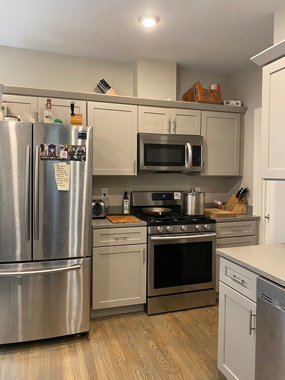 11-13 Line St unit 13, Cambridge, MA 02138 - photo 5