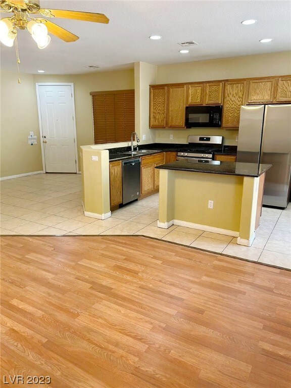 7581 Garden Galley St, Las Vegas, NV 89139 - photo 7