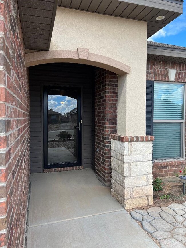 611 Juniper, Odessa, TX 79765 - photo 6