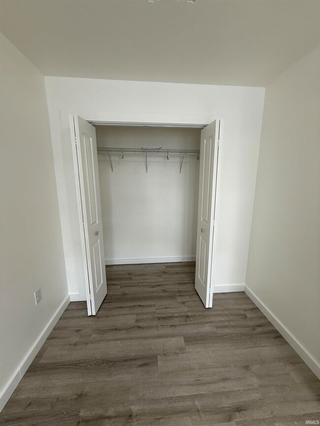 762 N Colorado St, Andrews, IN 46702 - photo 7