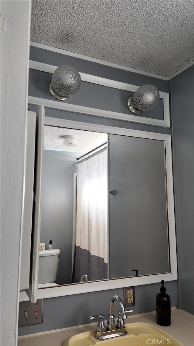 7560 Woodman Place unit 72, Van Nuys, CA 91405 - photo 6