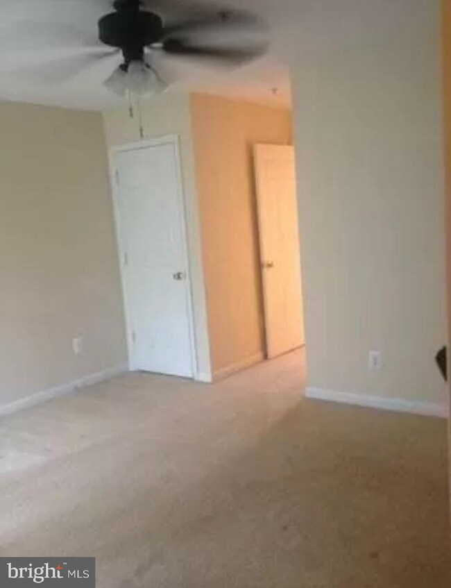 46938 Courtyard Square unit 100, Sterling, VA 20164 - photo 6