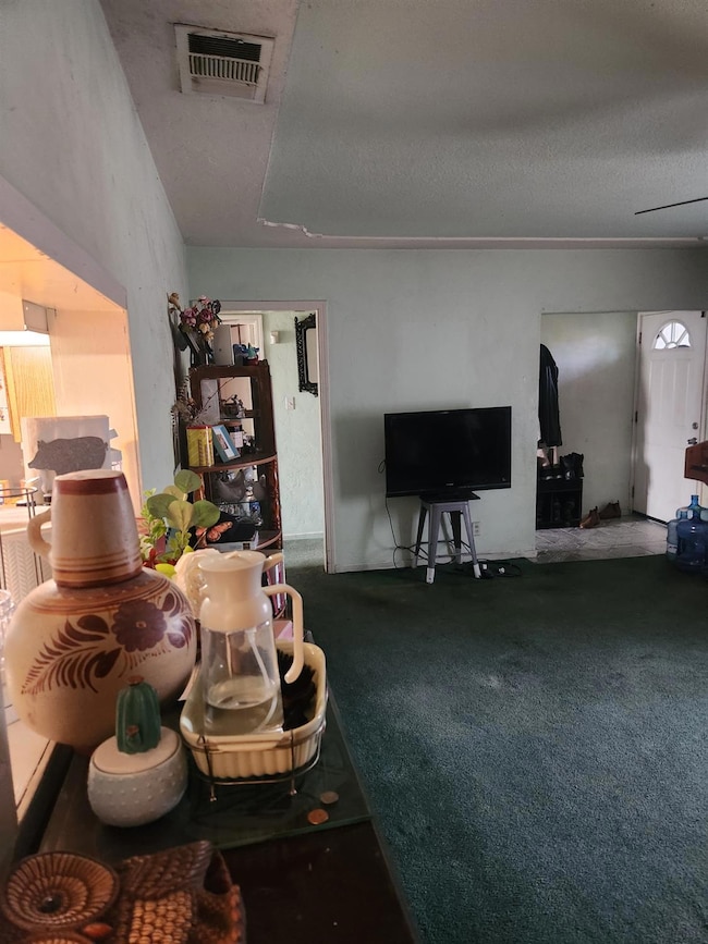 3812 E Clinton Ave, Fresno, CA 93703 - photo 4