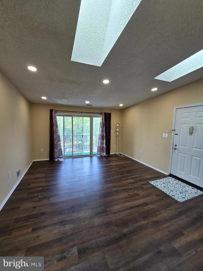 28 Holly Ct unit F3, Trenton, NJ 08619 - photo 3