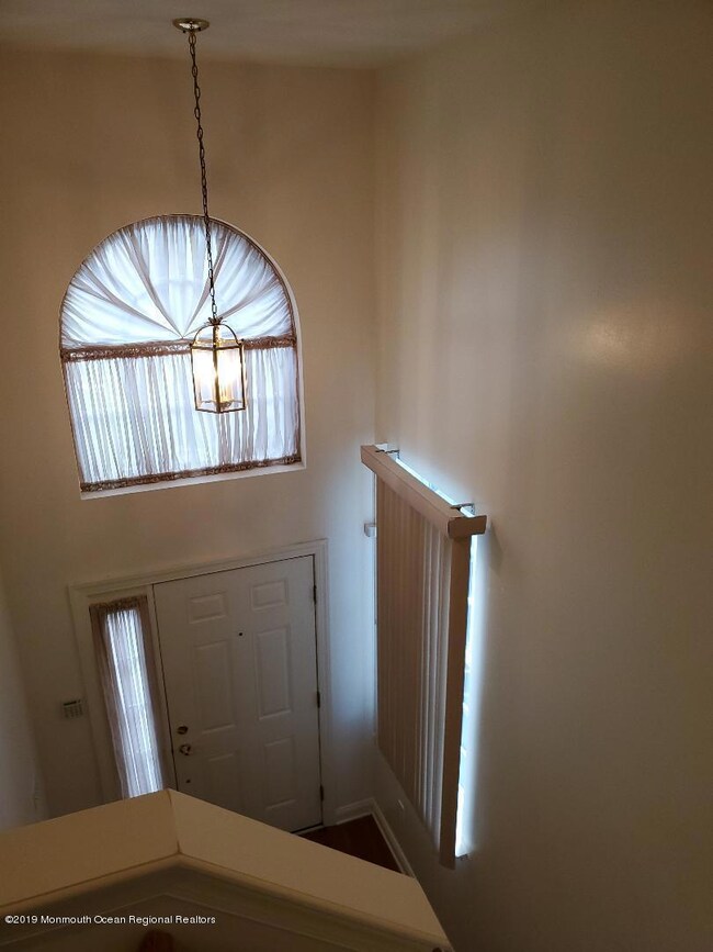 367 TH ENTRY FOYER