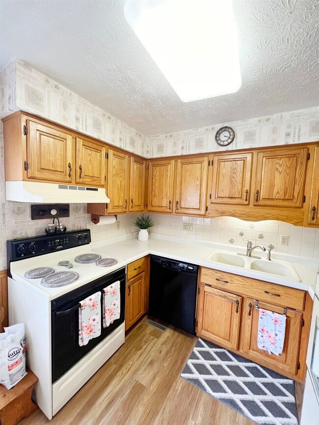 2317 Bariger Ct, Lafayette, IN 47909 - photo 7