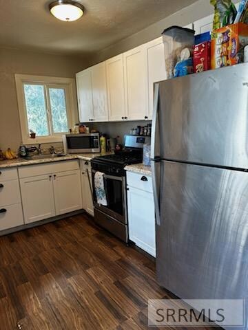 Unit 1 Kitchen