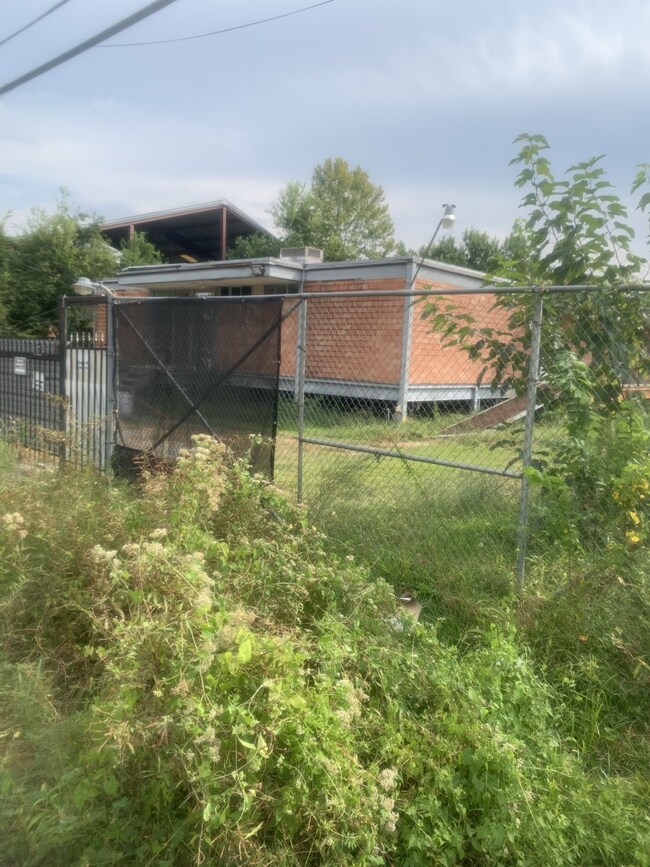 4626 Idaho Str St, Houston, TX 77021 - photo 4