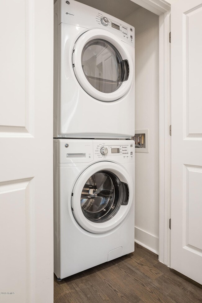 Full size washer dryer in unit