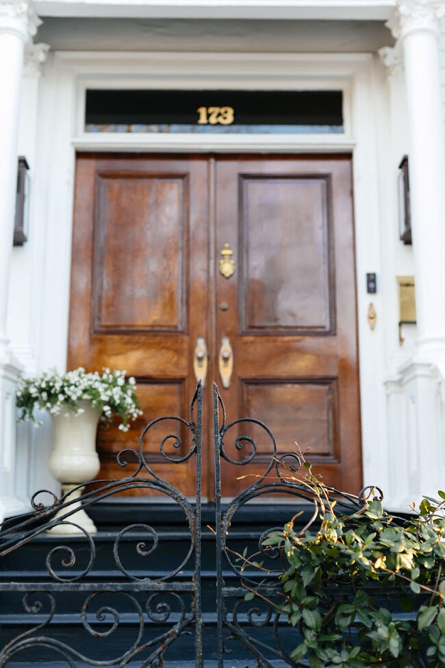Broad Street Entrance
