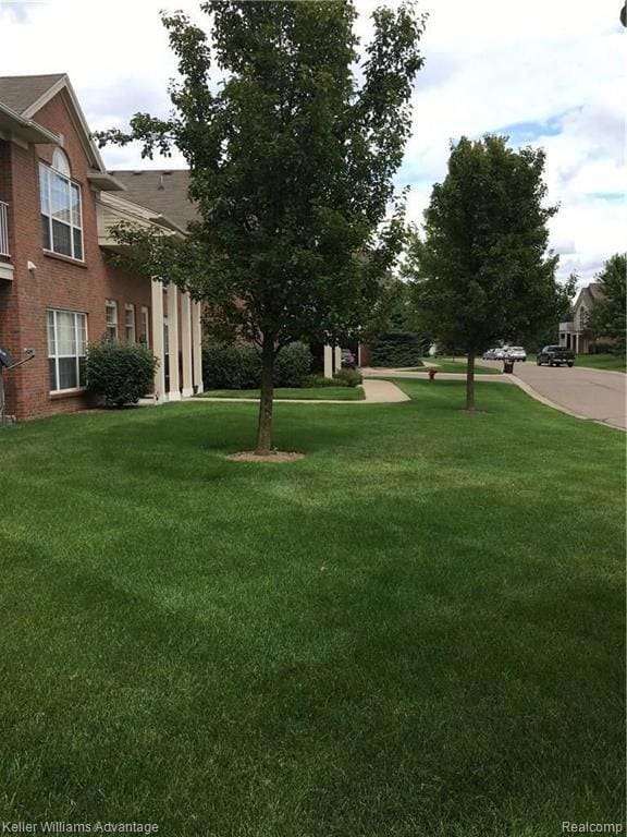17208 Chesapeake Cir unit 197, Walled Lake, MI 48390 - photo 3