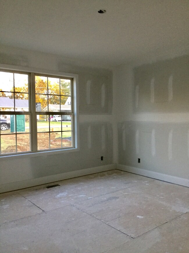 212 Keenan Ln, Shelbyville, TN 37160 - photo 5