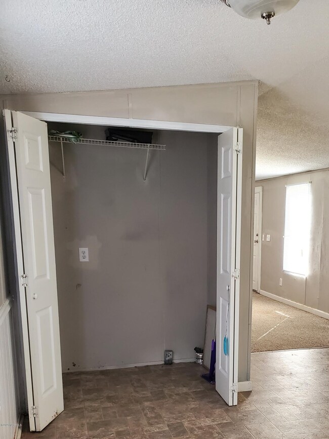 Laundry 2370 Catherine Lake Rd