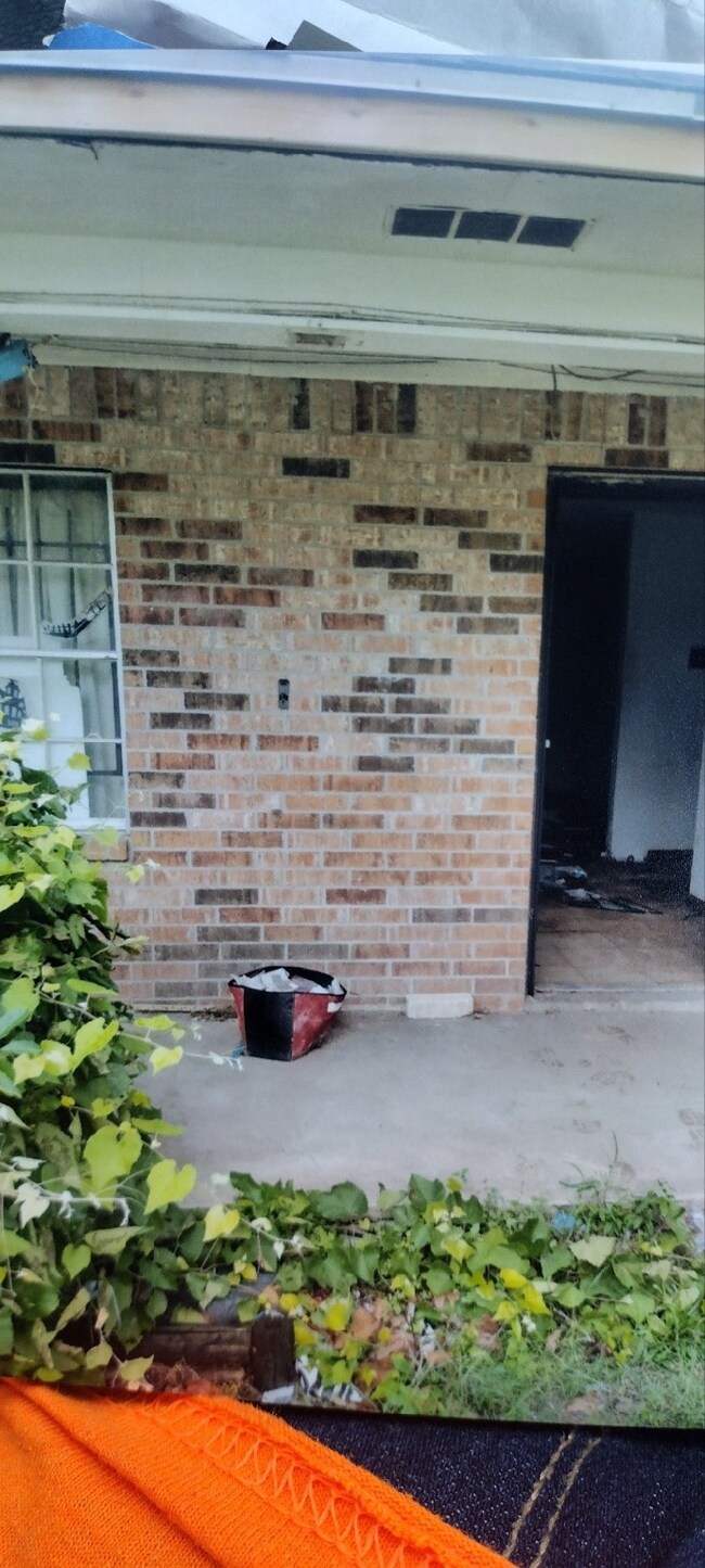 8817 Dandy St, Houston, TX 77016 - photo 6