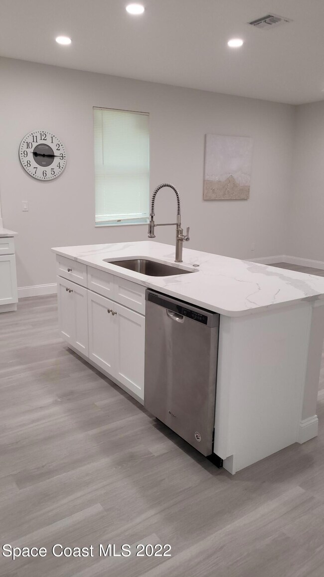 122 Rosa L Jones Dr, Cocoa, FL 32922 - photo 3