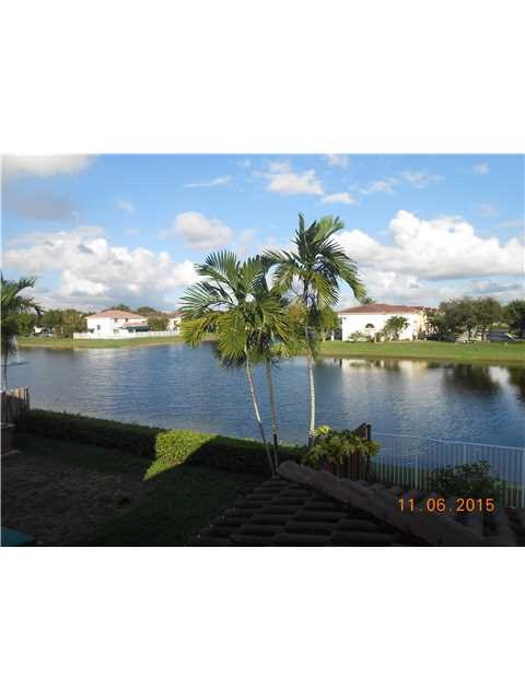 4545 NW 111th Ct, Doral, FL 33178 - photo 2