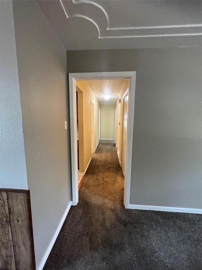 612 Willow St, Hurst, TX 76053 - photo 7