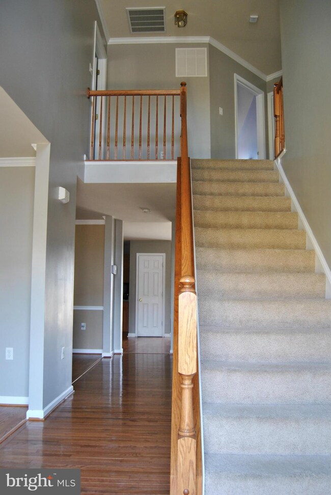 215 Sentinel Dr, Winchester, VA 22603 - photo 2