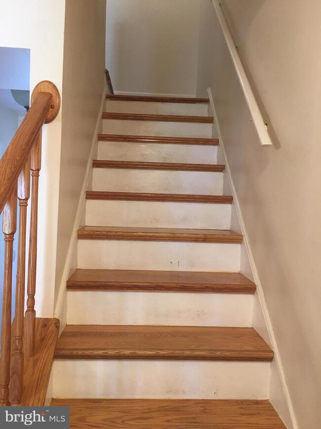 9051 Lambskin Ln, Columbia, MD 21045 - photo 5