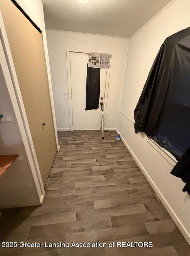 1019 Dakin St, Lansing, MI 48912 - photo 3