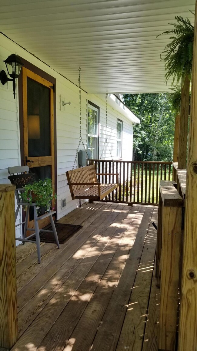 Covered Front Porch w/Swing