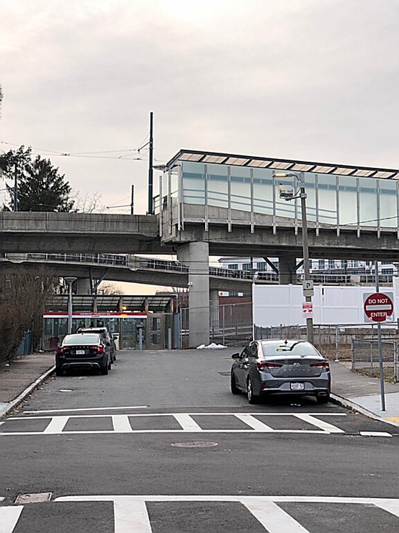 27 Radford Ln unit 2, Dorchester Center, MA 02124 - photo 3