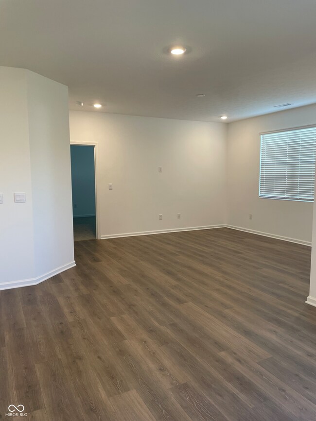 940 Saddlebrook Farms Blvd, Whiteland, IN 46184 - photo 7