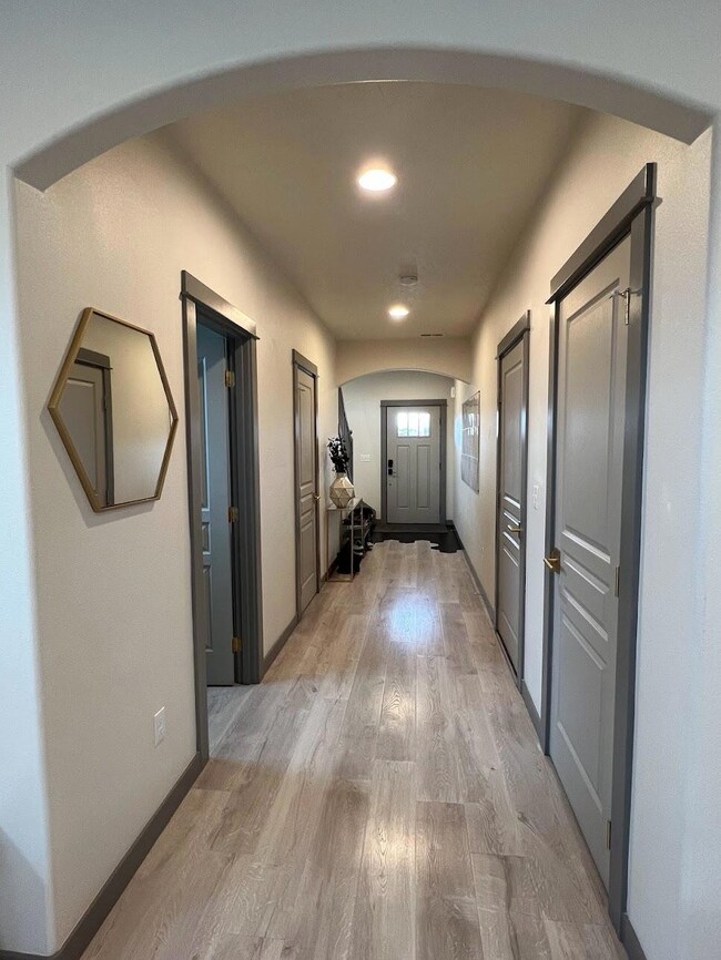 Entry hall 1