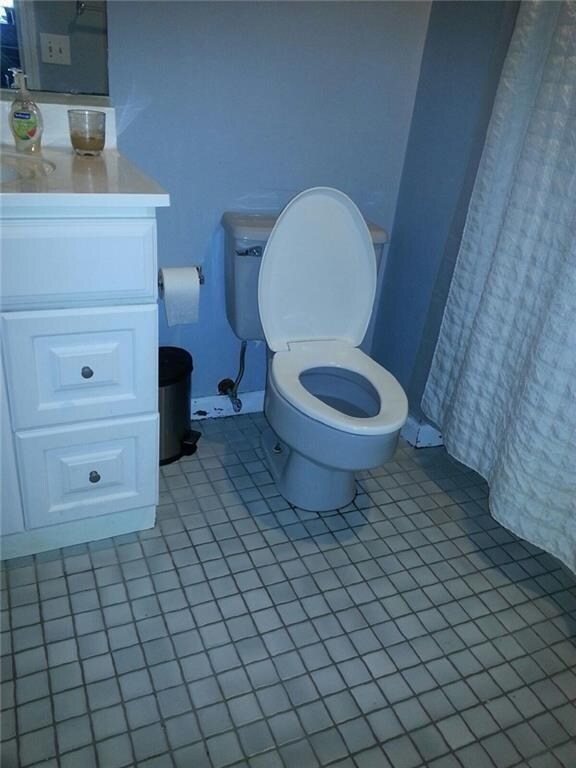 222 Eldridge St unit 2R, Cranston, RI 02910 - photo 4