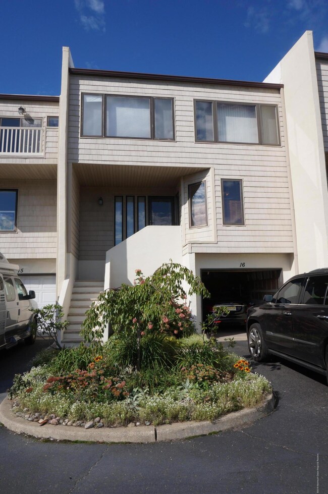 57 Bridgewaters Dr unit 16, Oceanport, NJ 07757 - photo 2