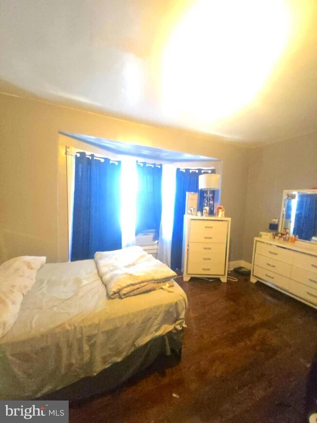 1114 Spring St, Reading, PA 19604 - photo 7