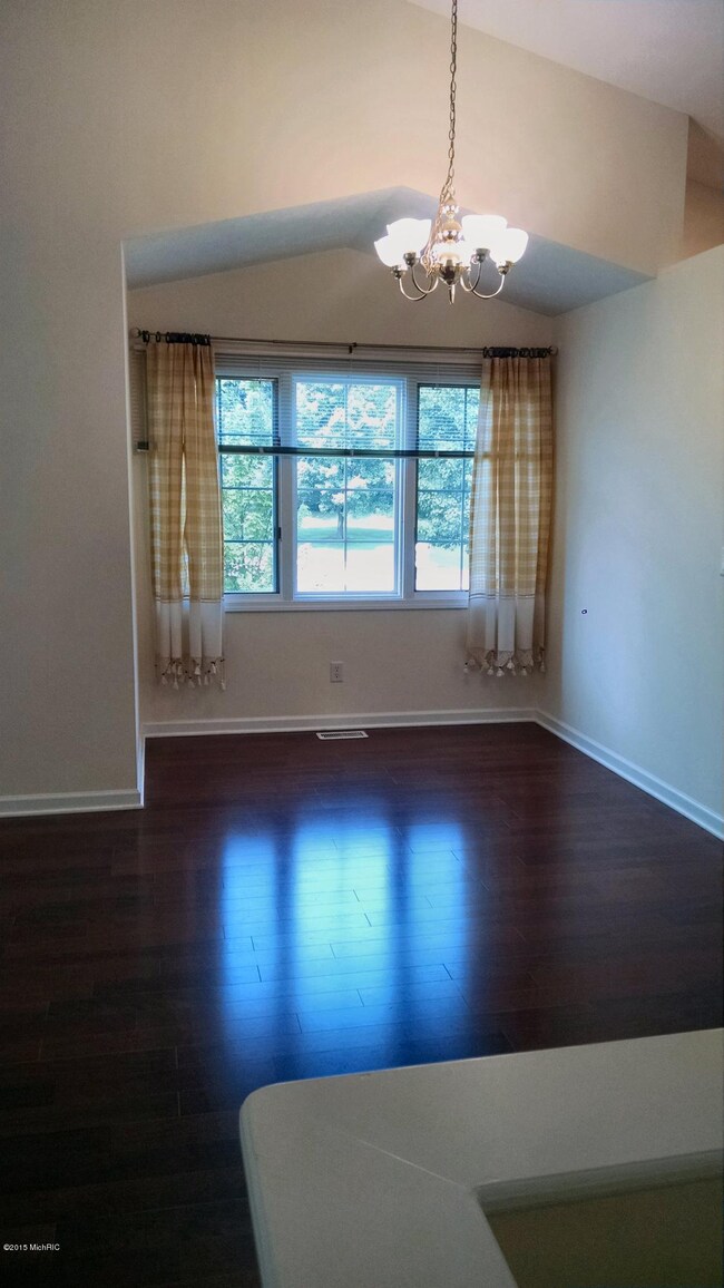 1782 Turnstone Ln NE unit 62, Grand Rapids, MI 49505 - photo 5