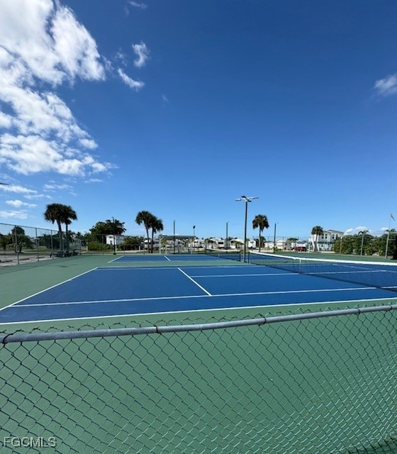 19681 Summerlin J-193 Rd, Fort Myers, FL 33908 - photo 3