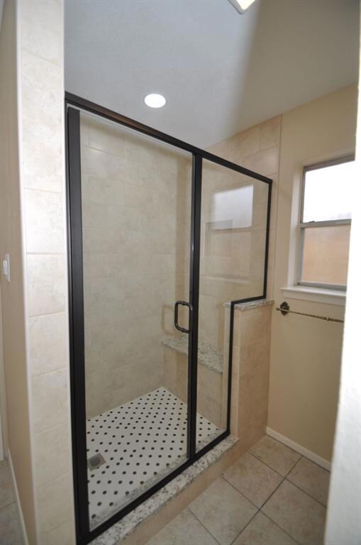 2608 W Highland Dr, Granbury, TX 76049 - photo 7