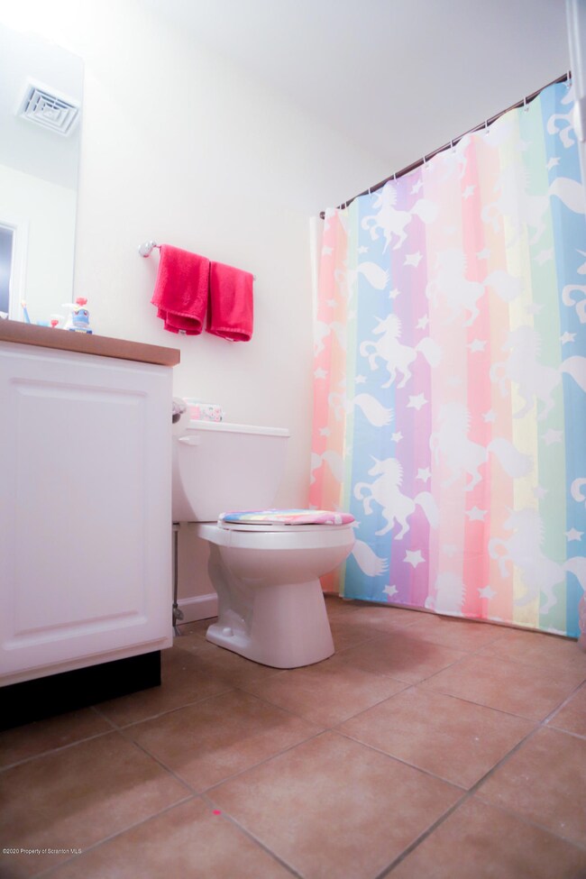 1226 Olive St unit 1226, Scranton, PA 18510 - photo 6