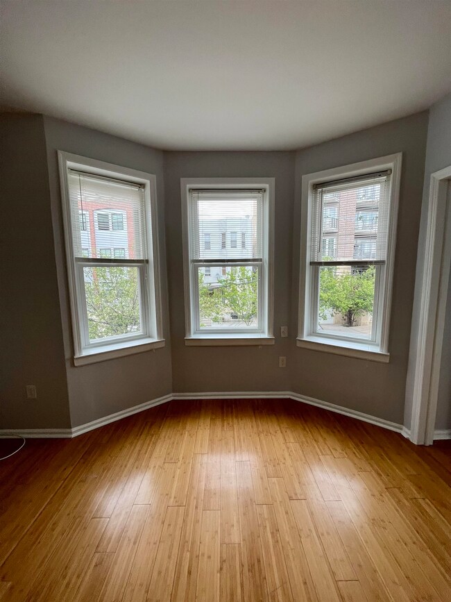 41 48th St, Weehawken, NJ 07086 - photo 3