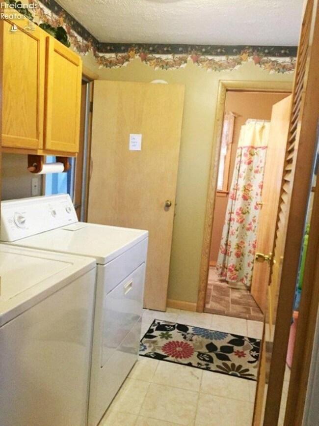 1515 Burson Dr, Findlay, OH 45840 - photo 7