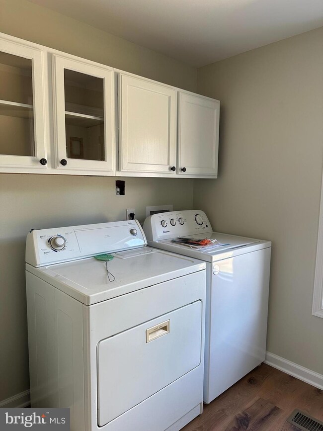 11765 Supinlick Ridge Rd, Edinburg, VA 22824 - photo 7