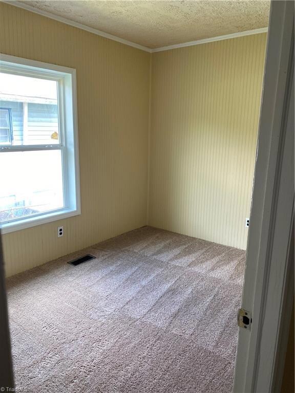 1134 E Twenty Fourth St, Winston Salem, NC 27101 - photo 6