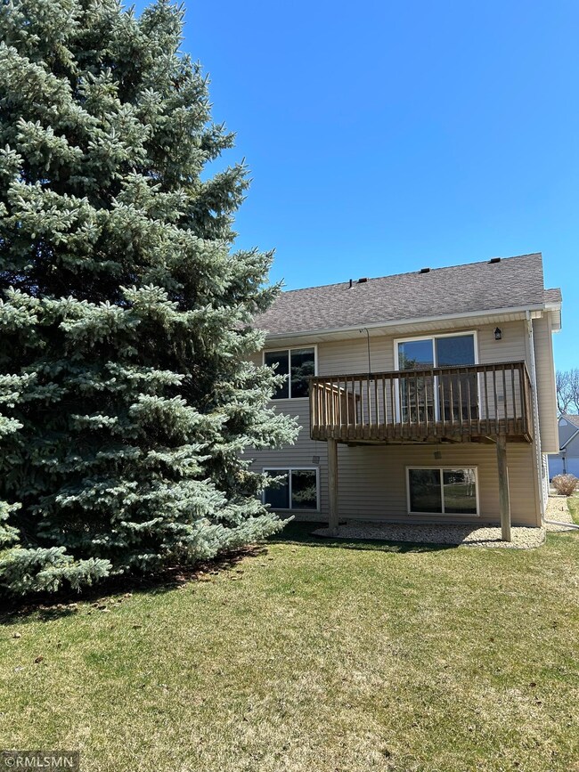 3911 124th Cir NW, Coon Rapids, MN 55433 - photo 2