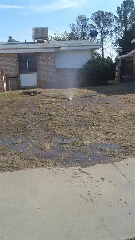 15337 Northport Ct, Horizon City, TX 79928 - photo 2