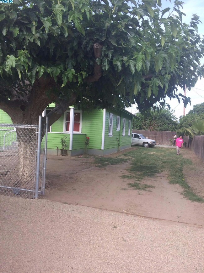 14550 Kilroy Rd, Poplar, CA 93257 - photo 2