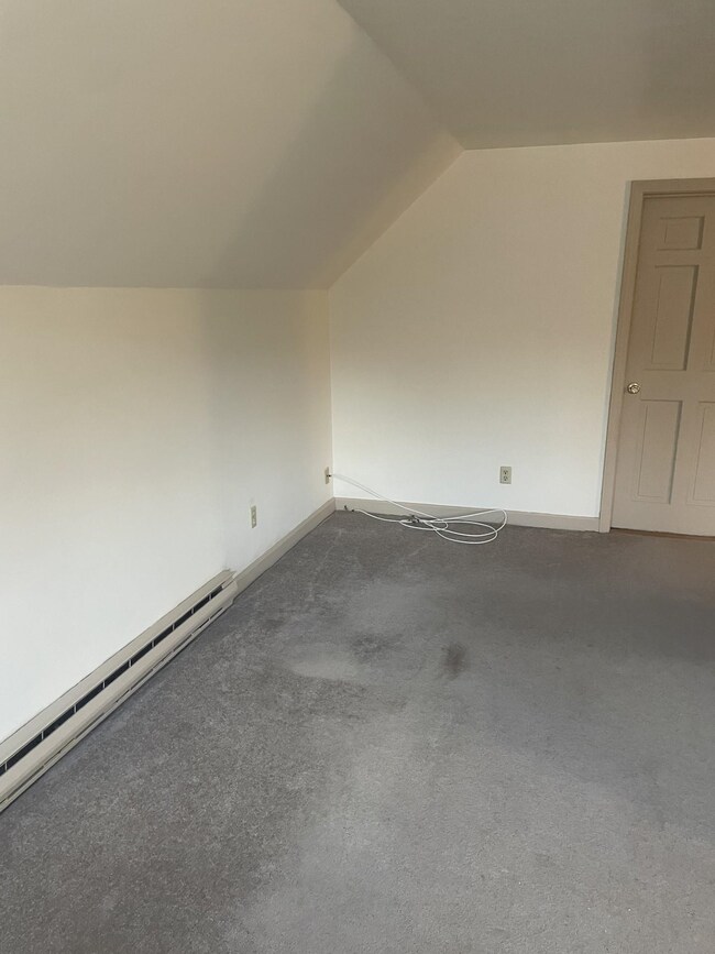 32 Squamscott Rd unit 5, Stratham, NH 03885 - photo 5