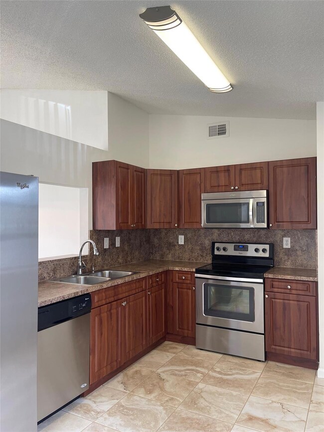 13761 Newport Manor, Davie, FL 33325 - photo 2